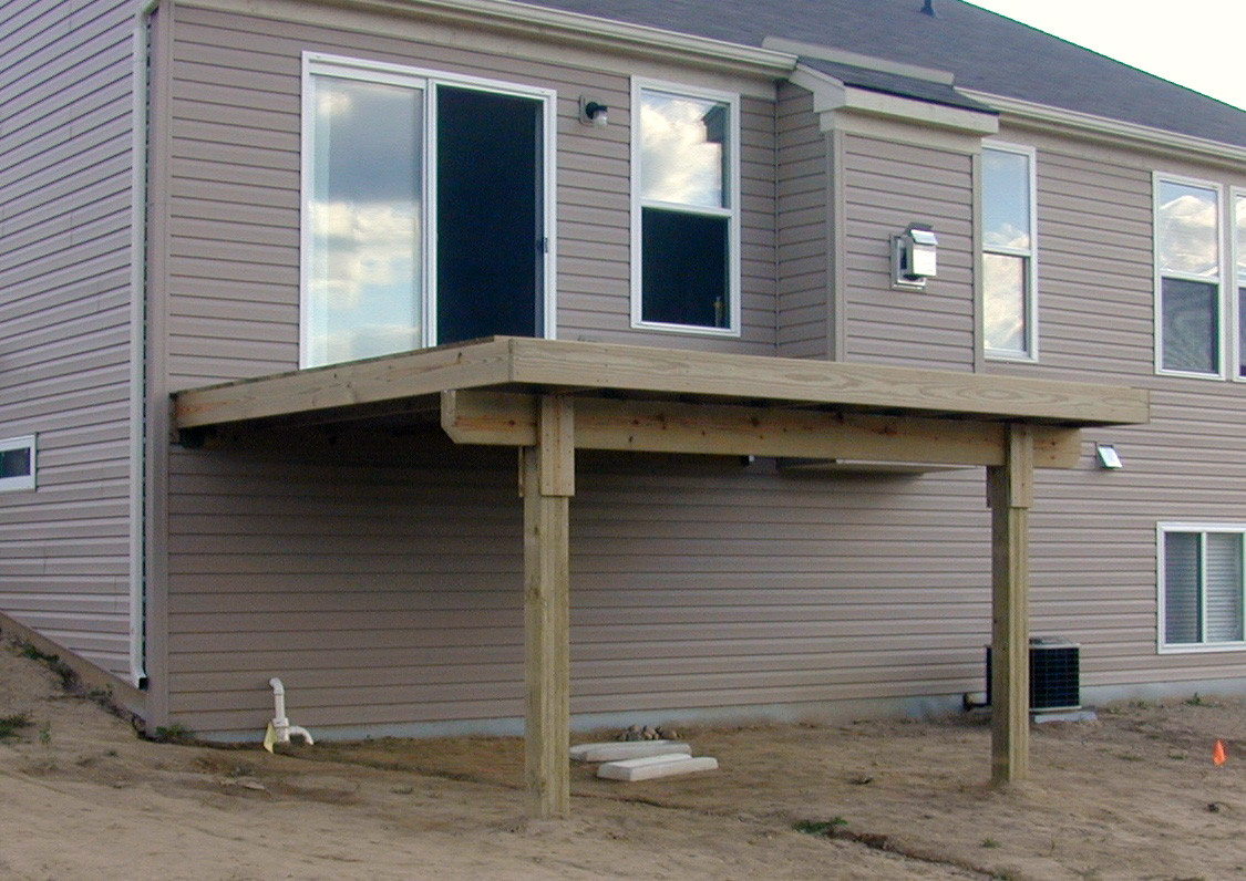  my deck with only 2 posts, allowed plenty of space for a shed